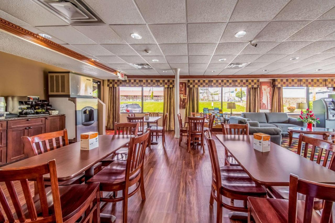 Econo Lodge Mount Laurel Esterno foto