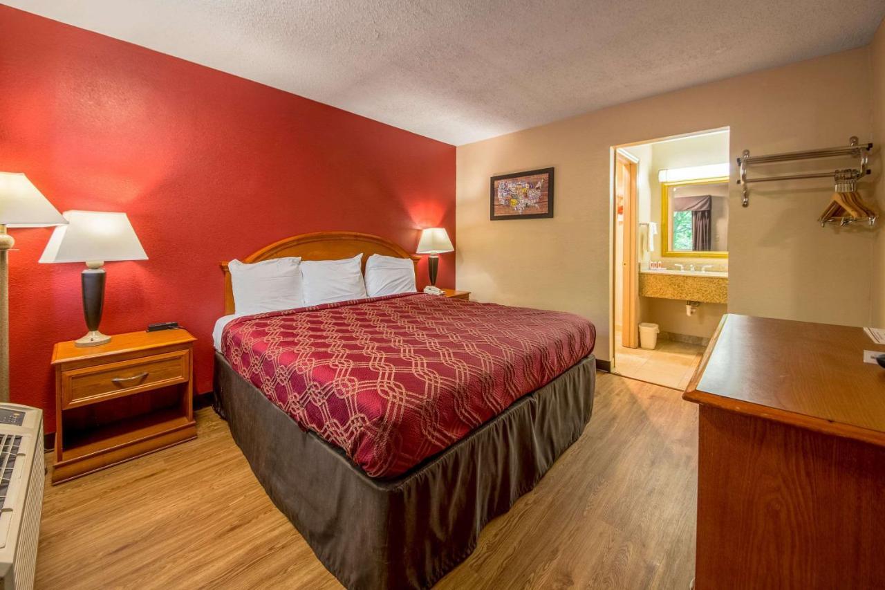 Econo Lodge Mount Laurel Esterno foto