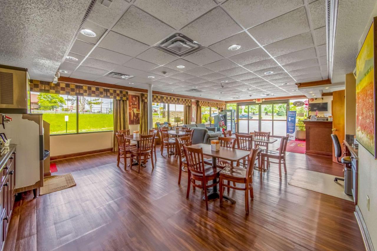 Econo Lodge Mount Laurel Esterno foto