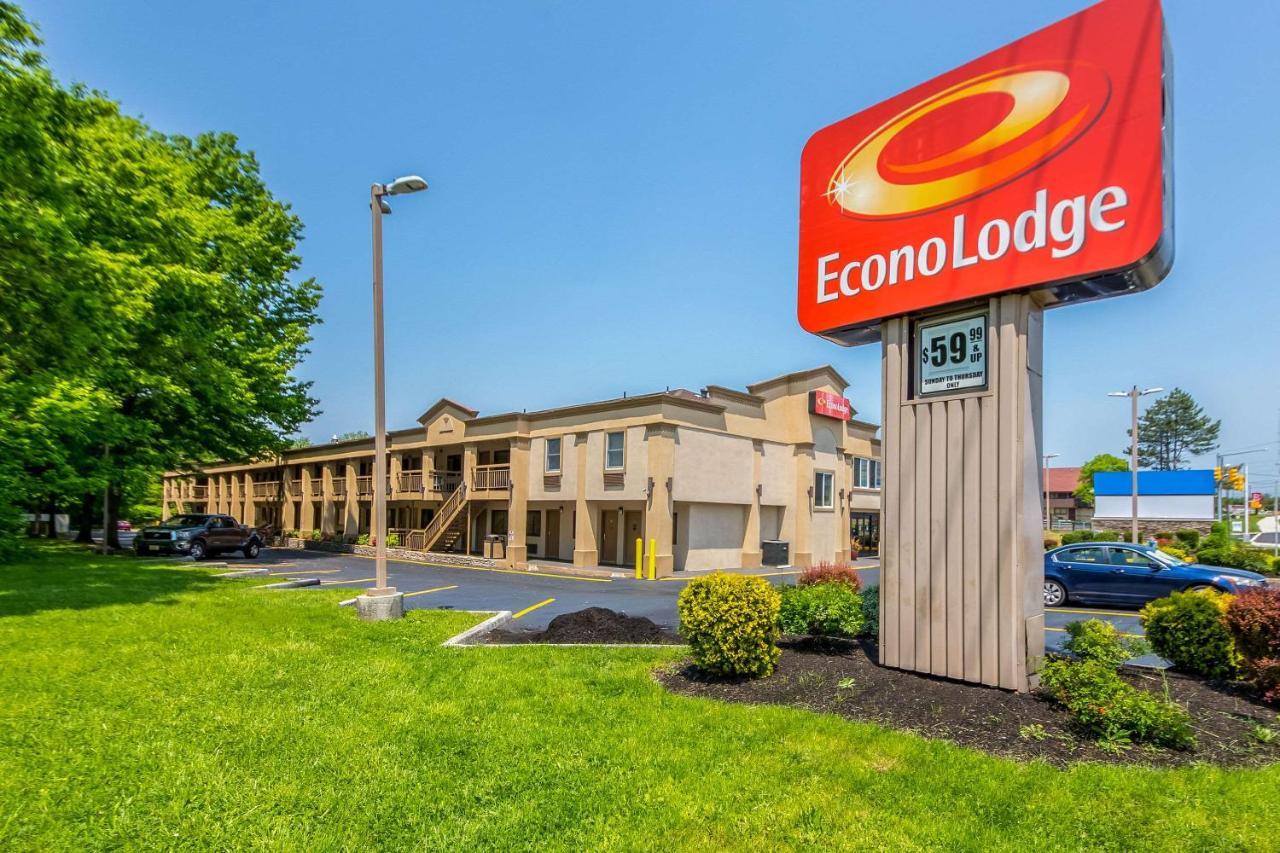 Econo Lodge Mount Laurel Esterno foto