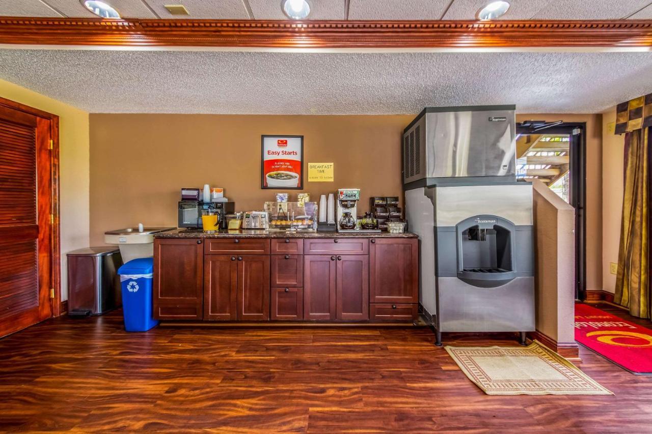 Econo Lodge Mount Laurel Esterno foto