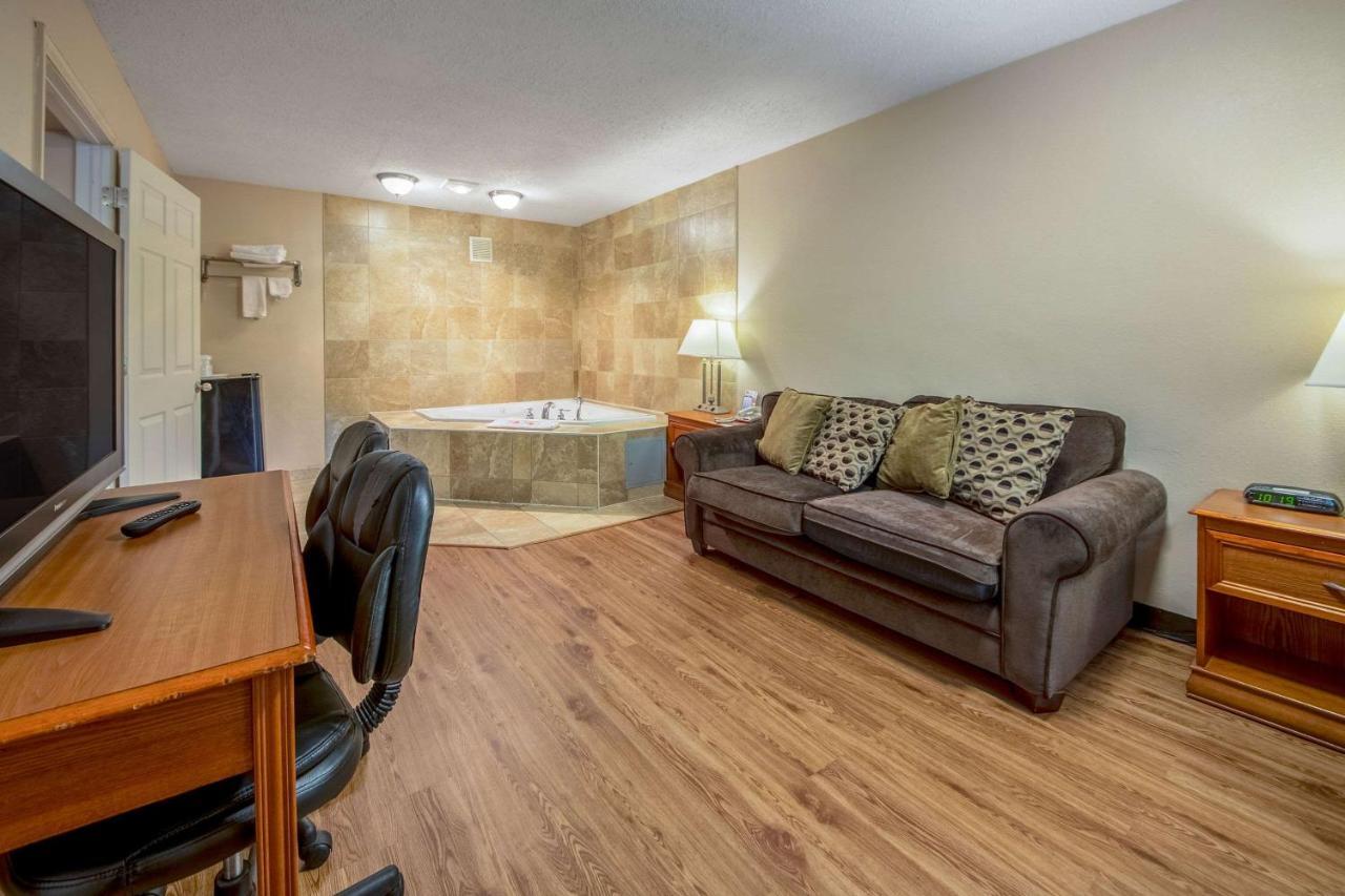 Econo Lodge Mount Laurel Esterno foto